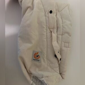 Ergo baby infant insert